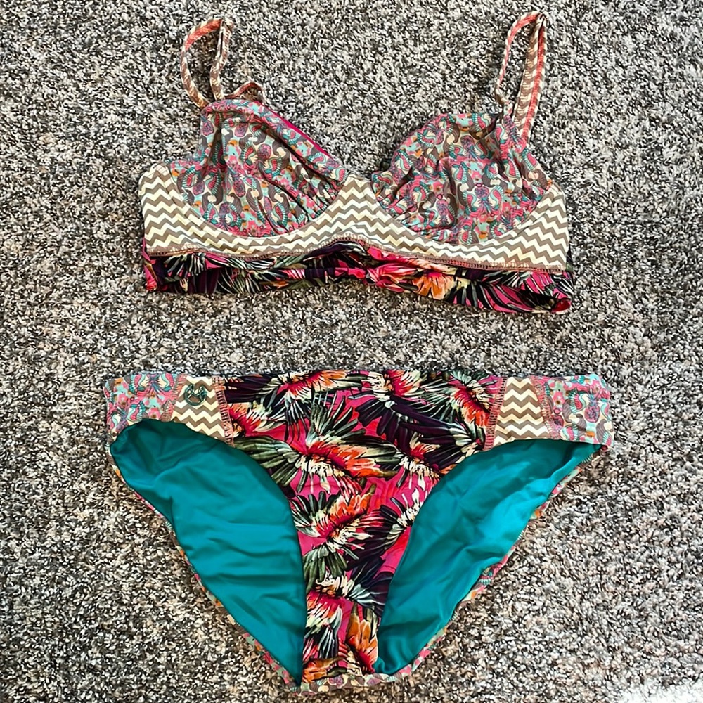 MAAJI BIKINI